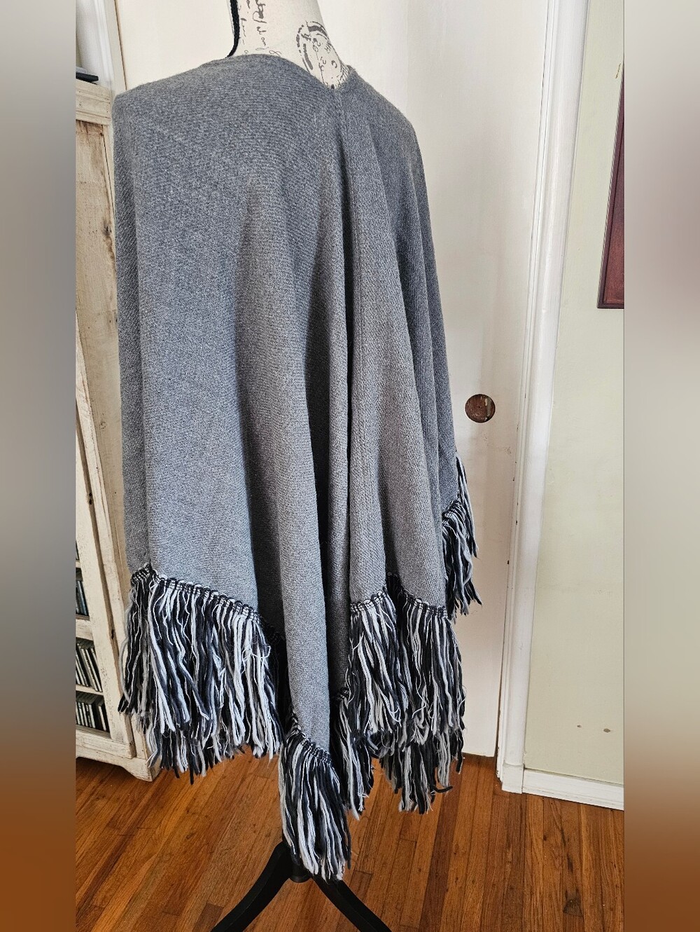 Gray Fringed Open-Front Women's Ruana - Picture 3 of 4